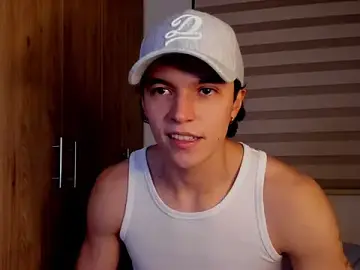 Stripchat Live Sex Cam of Mastrangelo_xxx