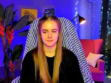 Stripchat Best Webcam of JuneWoods