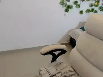 Stripchat Adult Webcam of tania_sweet__