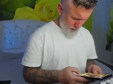 Stripchat Live Porn of BlowMyXXL