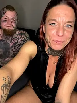 Stripchat Live Sex Cam of SexyInkedMiilfxx