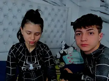 Stripchat Best Webcam of Ari_and_Storm