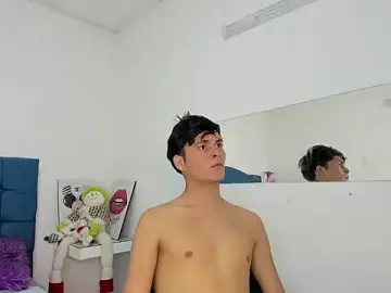 Stripchat Live Porn of Aaron_Foxxx