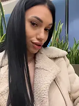 ilariea_girl from stripchat