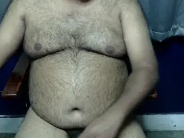 Stripchat Live Sex Cam of hairysubcub_70