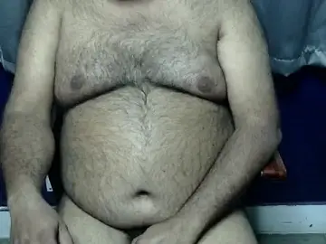 Stripchat Live Sex Cam of hairysubcub_70