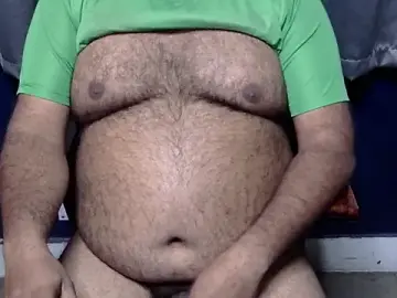 Stripchat Adult Webcams of hairysubcub_70