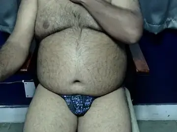 Stripchat Adult Webcam of hairysubcub_70
