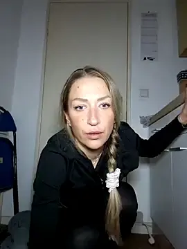 Stripchat Free Live Porn of -Jeany-