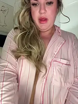 Stripchat Adult Webcam of Scottish_Milf_Bella_xo