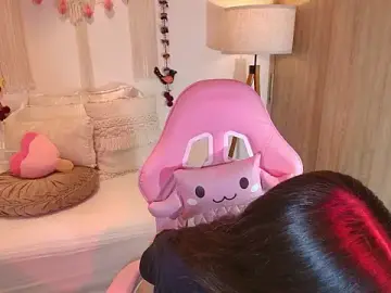 iriswest_ from stripchat