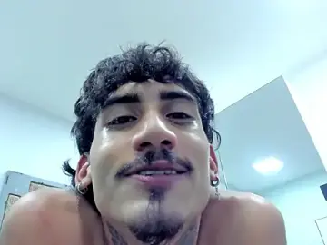 Stripchat Nude Webcam of Mr_Strike