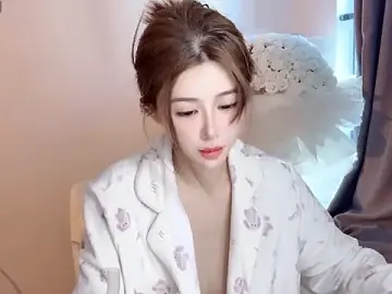 Stripchat Free Porn Cam of Tina-a