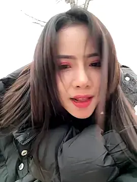 Stripchat Sex Cam of qingqing-ss