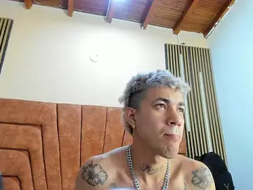 Stripchat Live Sex of AYALA_TATTOO