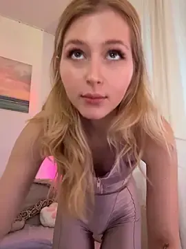 Stripchat Live Sex of LunaRase