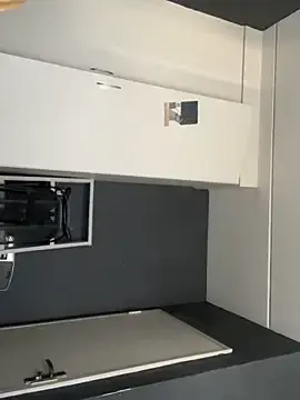 lightskiin_thug from stripchat