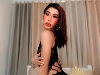 Xlovecam Sex Chat of SeductiveBigCockSofia
