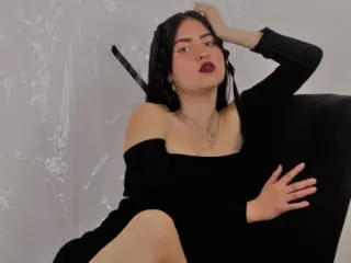 Xlovecam Adult Webcams of AgathaaQueen
