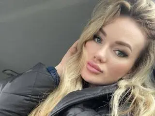 Xlovecam Adult Webcams of BrightBliss