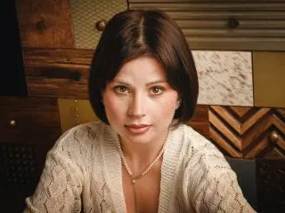 MedeaAllure from xlovecam