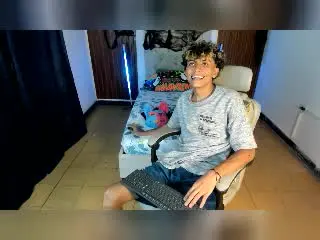 Xlovecam Live Sex of HottLoverForU69