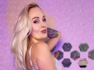 Xlovecam Free Live Porn of MiracleElis