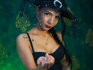 Xlovecam Sex Chat of EvelinLuna