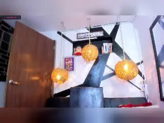 Xlovecam Sex Chat of VictoriaAleia