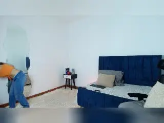 Xlovecam Sex Chat of SeleneLeon