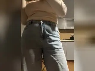 Xlovecam Live Sex of Destinis