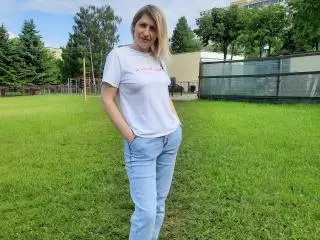 Xlovecam Nude Webcam of AliceShinyS