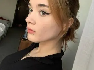 Xlovecam Nude Webcam of LianaKisses