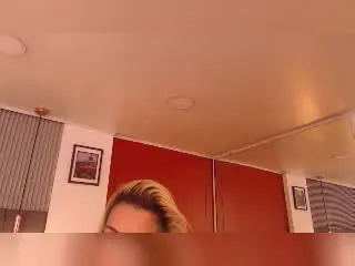 Xlovecam Watch Live Sex Cams of GiuliaAddams