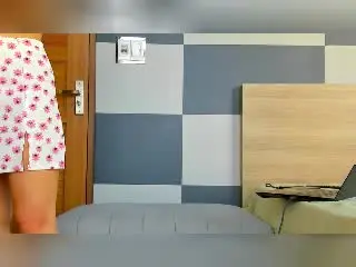 Xlovecam Free Porn Cam of KieraHayes