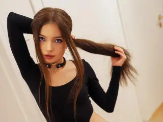 Xlovecam Best Webcam of GraceGold