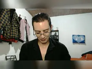 Xlovecam Sex Cam of Luciano69