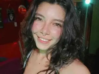 Xlovecam Nude Webcam of AluDamn