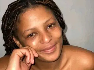 Xlovecam Live Sex of BelleHotty69