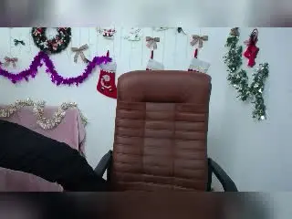 TinaRedly from xlovecam