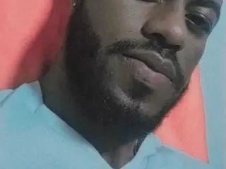 BenhtenBlakI from xlovecam