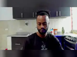 Xlovecam Watch Live Sex Cams of BenhtenBlakI