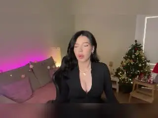 MistressHearts from xlovecam