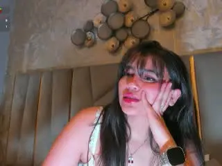 Xlovecam Free Porn Cam of KimDevinne