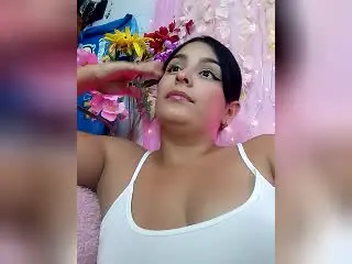 Xlovecam Nude Webcam of TalianaSquirt