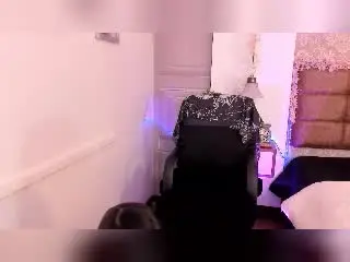 Xlovecam Watch Live Sex Cams of MillaHottLove69