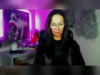 HelenDesire from xlovecam