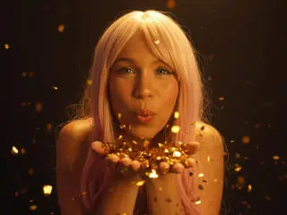 LuluDeVine from xlovecam