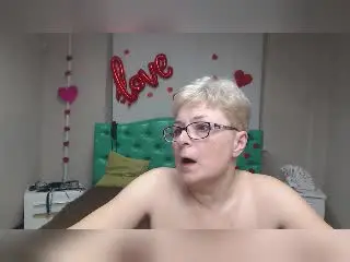 EmiliaGree from xlovecam