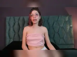 Xlovecam Watch Live Sex Cams of SophieBlake